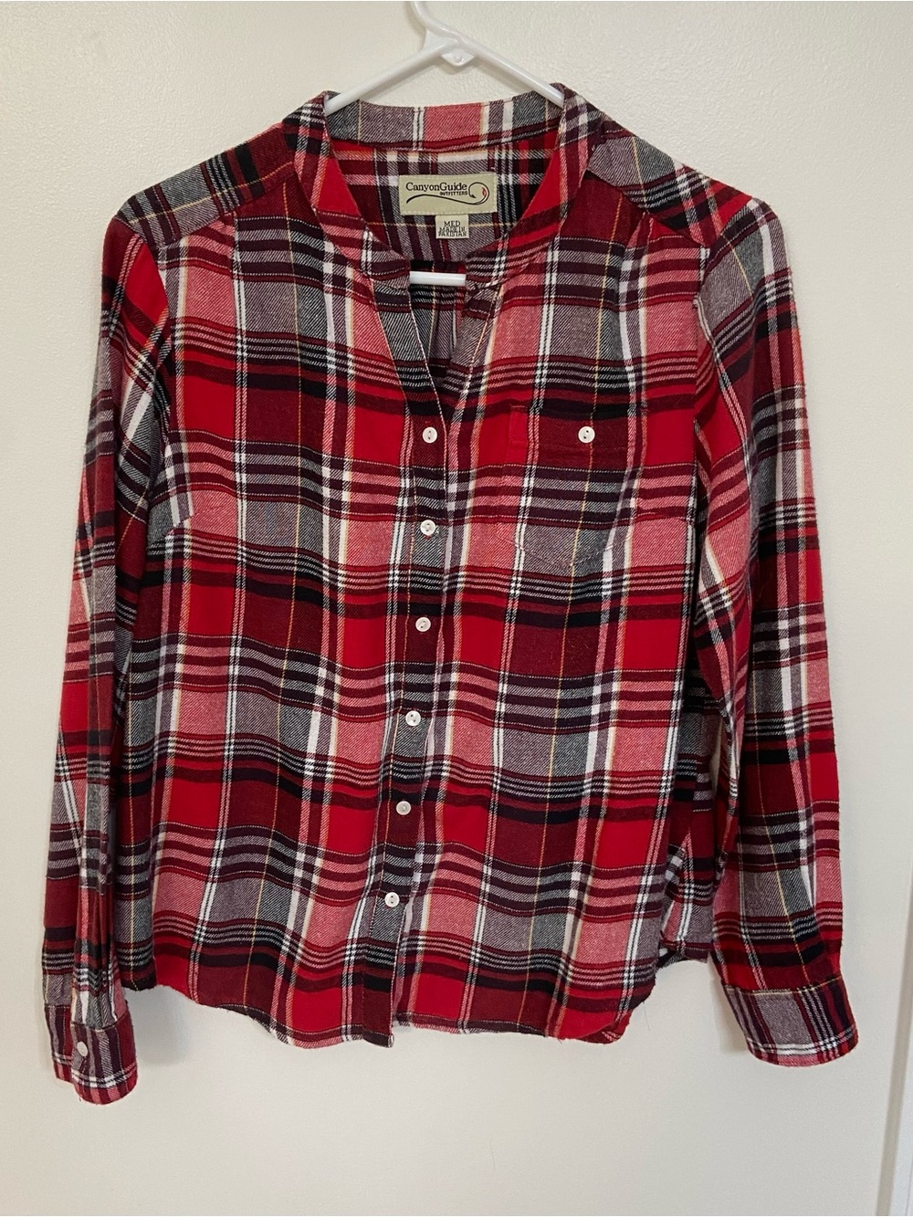 Canyon Guide Outfitters Womens M Red Plaid Flannel Shirt 100% Cotton Button Up